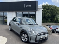 MINI HATCHBACK 1.5 Cooper Classic 5dr in Down