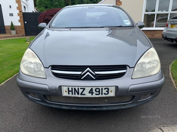 Citroen C5 2.0 HDi 110 VTR 5dr in Derry / Londonderry