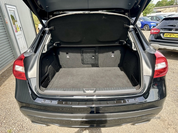 Mercedes GLA-Class DIESEL HATCHBACK in Down