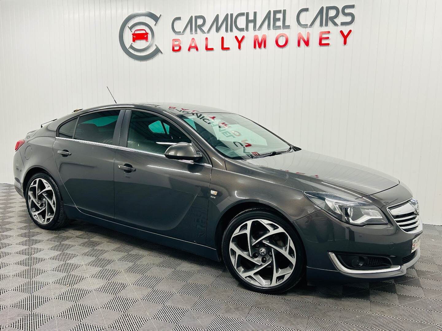 Vauxhall Insignia DIESEL HATCHBACK in Antrim