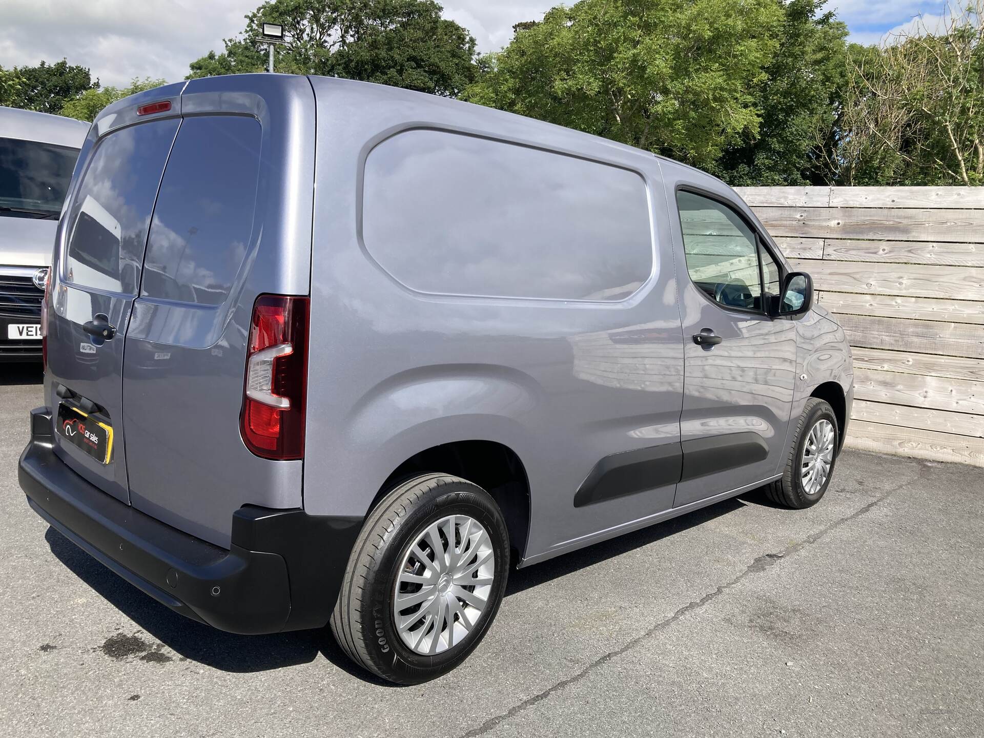 Citroen Berlingo M DIESEL in Down