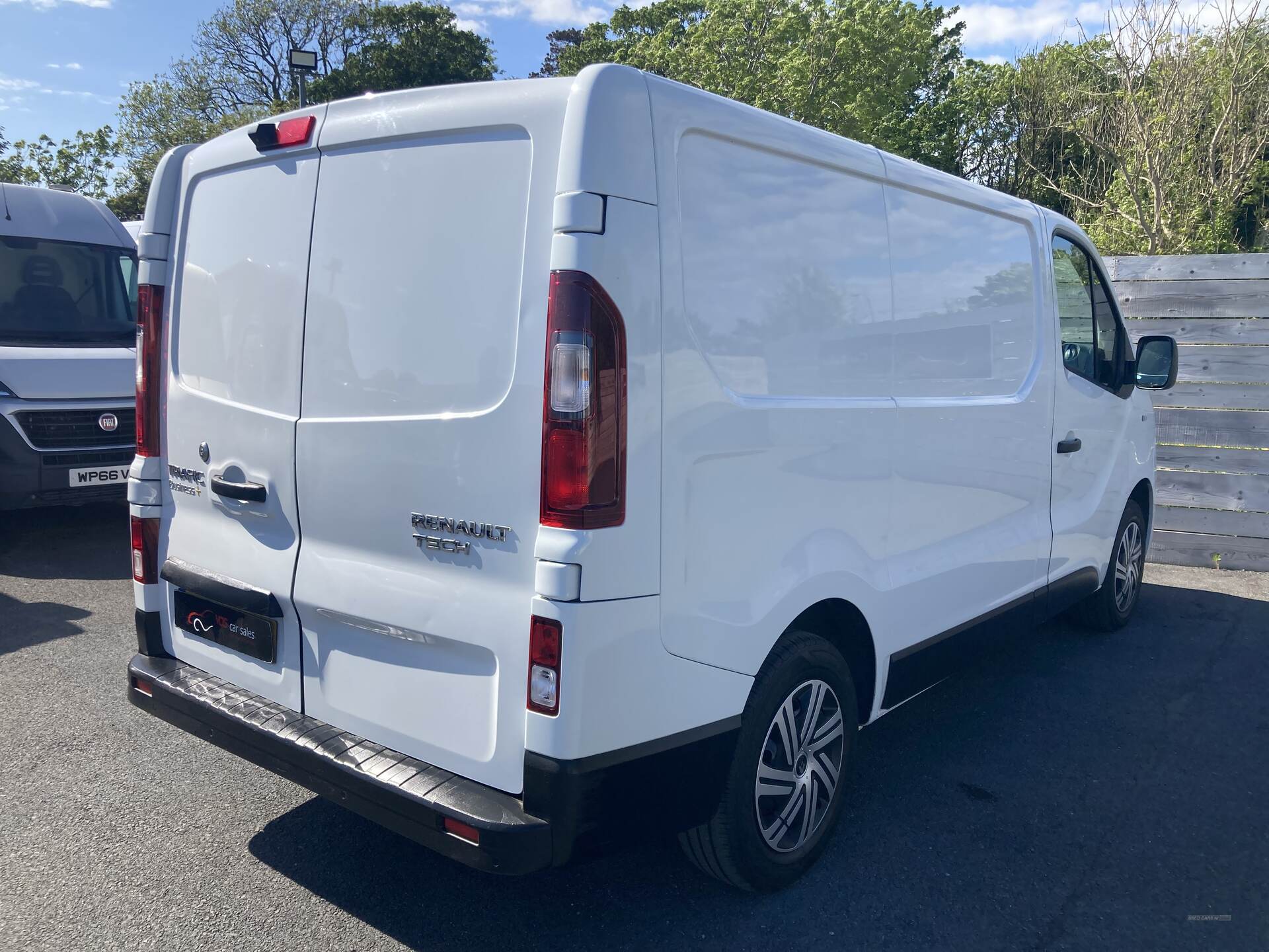 Renault Trafic SWB DIESEL in Down