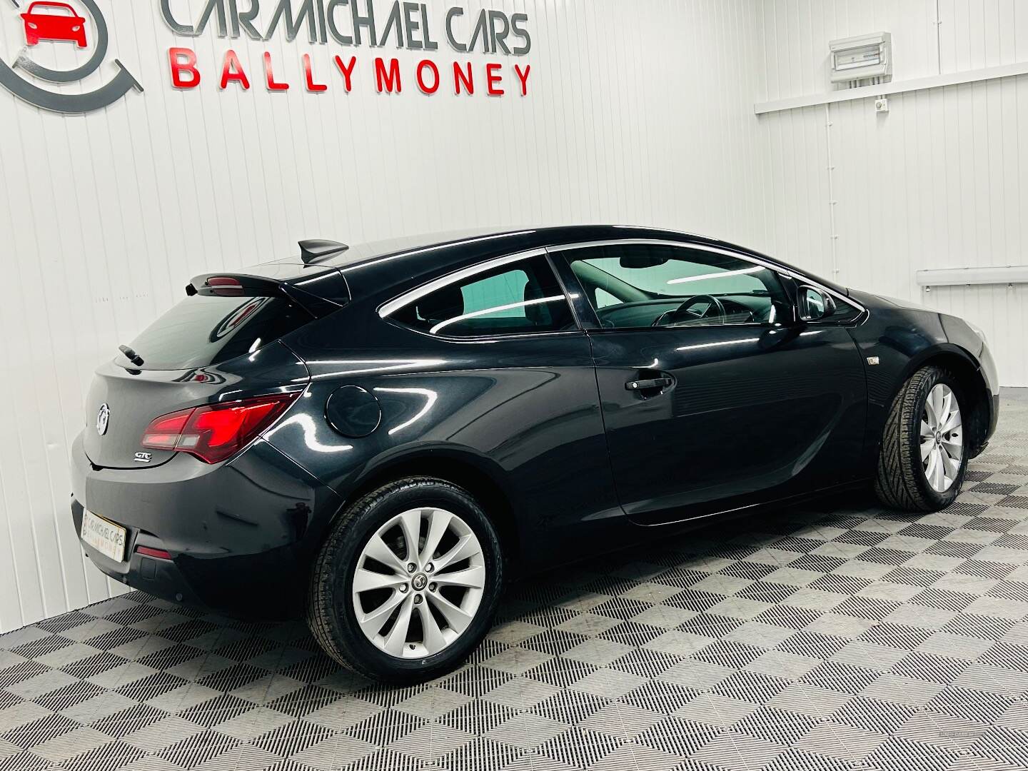 Vauxhall Astra GTC COUPE in Antrim