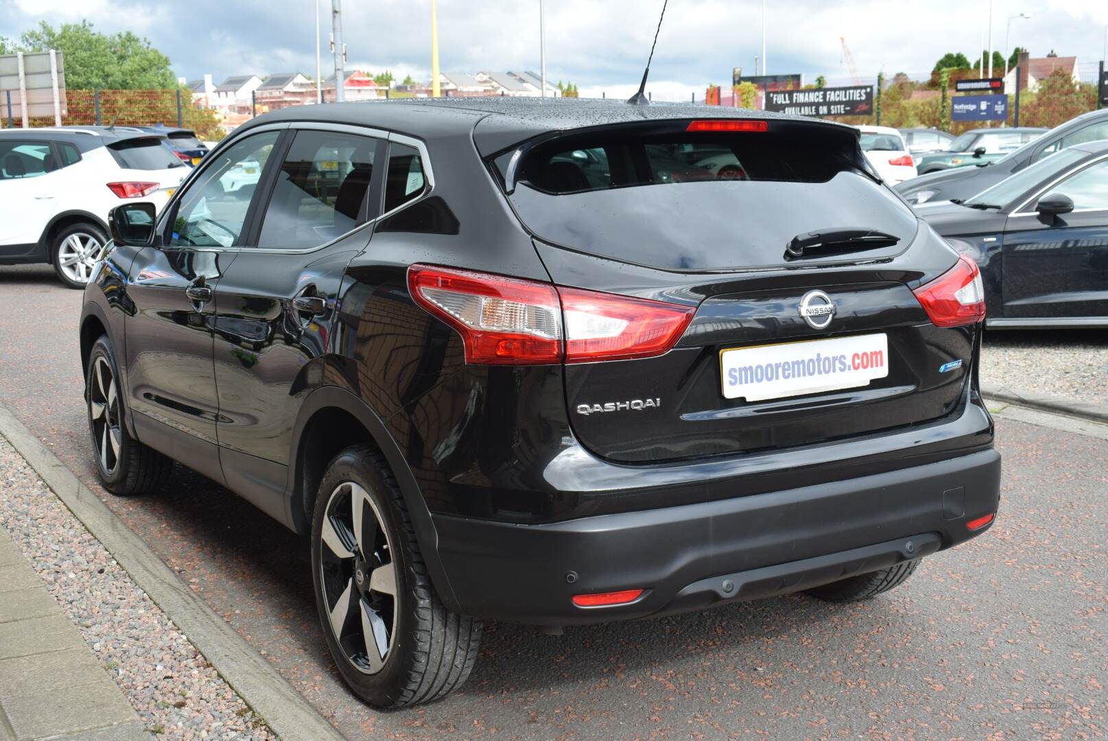 Nissan Qashqai DIESEL HATCHBACK in Antrim