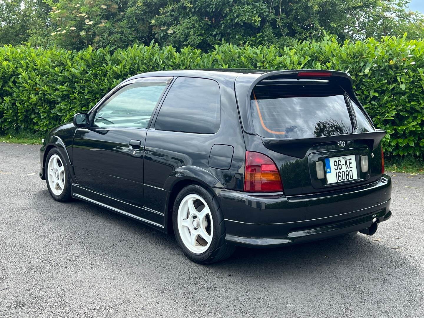 Toyota Starlet Glanza V turbo in Down