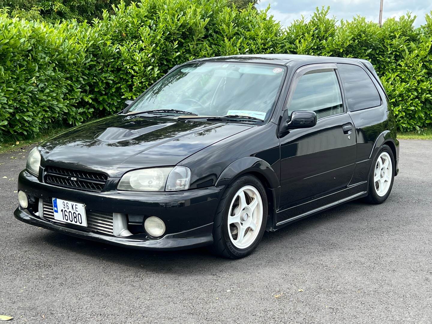 Toyota Starlet Glanza V turbo in Down