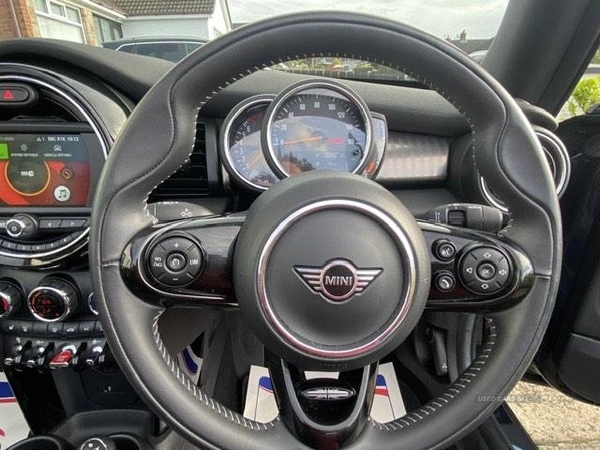 MINI - 1.5 Cooper Exclusive Euro 6 (s/s) 2dr in Antrim