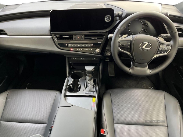Lexus ES 300H 2.5 4Dr Cvt [Premium Pack] in Antrim