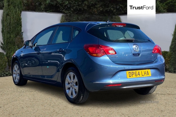 Vauxhall Astra 1.6i 16V Design 5dr**ABS, Collision Avoidance Braking, Speed Limiter, Cruise Control, Radio/CD, AUX, ISOFIX, 16inch Alloy Wheels, Steering Wheel Controls in Antrim