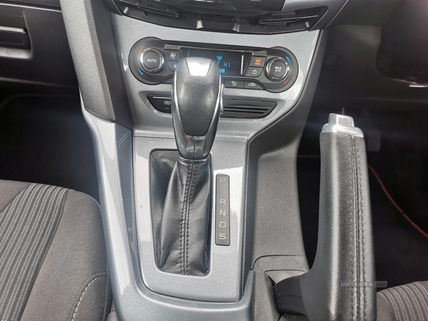 Ford Focus 1.6 125 Titanium Navigator 5dr Powershift in Down