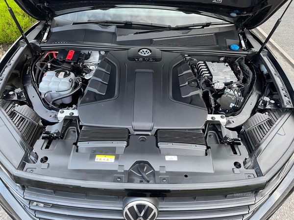 Volkswagen Touareg DIESEL ESTATE in Tyrone