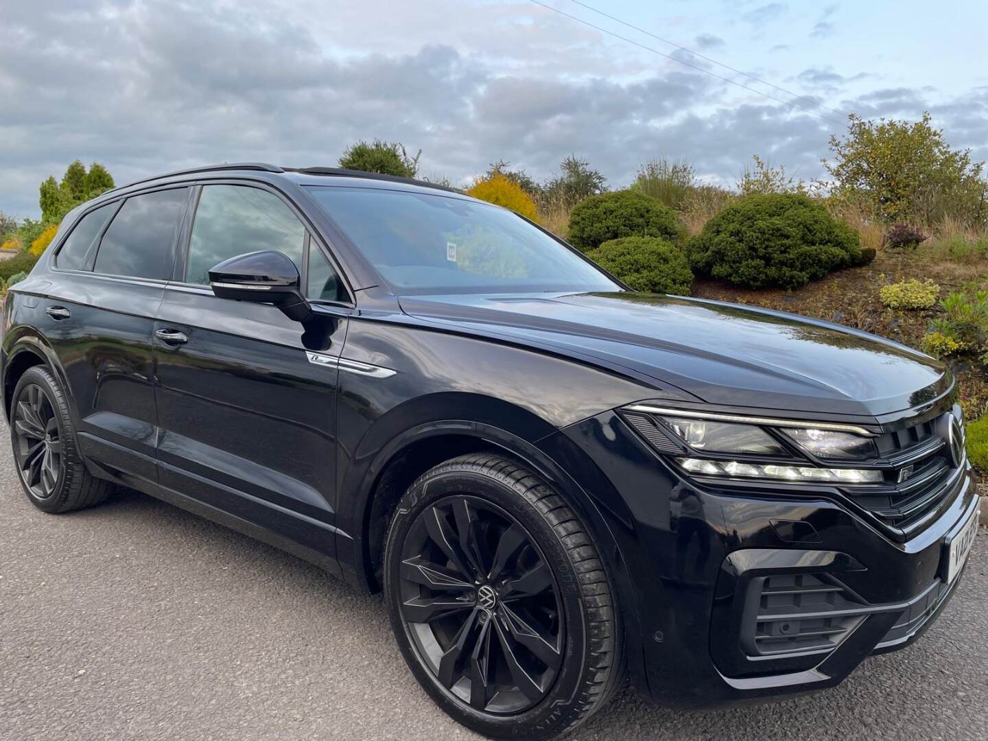 Volkswagen Touareg DIESEL ESTATE in Tyrone