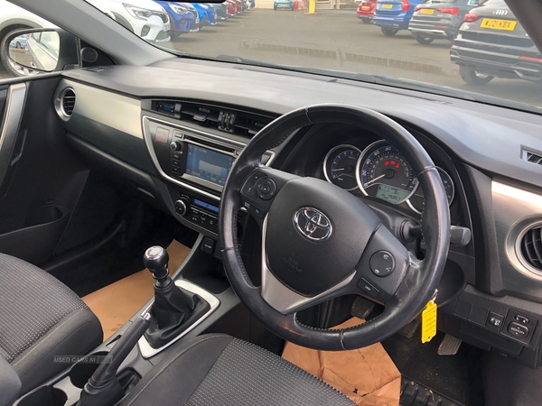 Toyota Auris DIESEL HATCHBACK in Derry / Londonderry