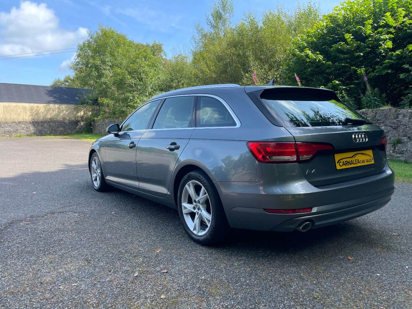 Audi A4 DIESEL AVANT in Tyrone