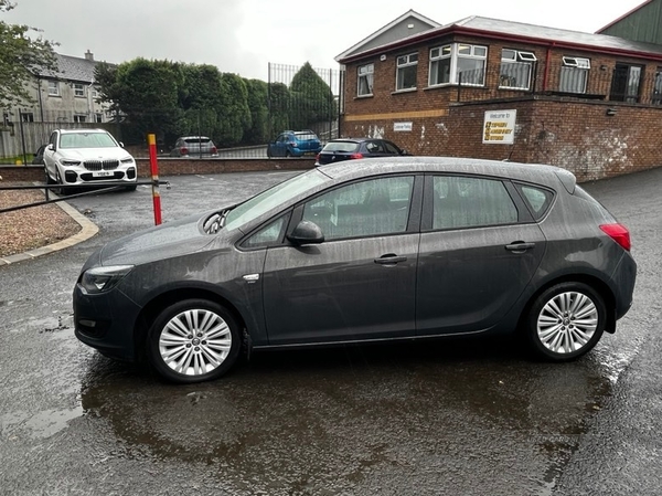 Vauxhall Astra HATCHBACK SPECIAL EDS in Antrim