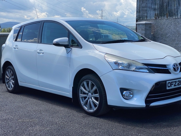 Toyota Verso 2.0 D-4D Icon 5dr in Antrim