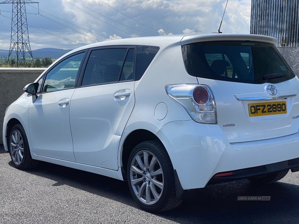 Toyota Verso 2.0 D-4D Icon 5dr in Antrim