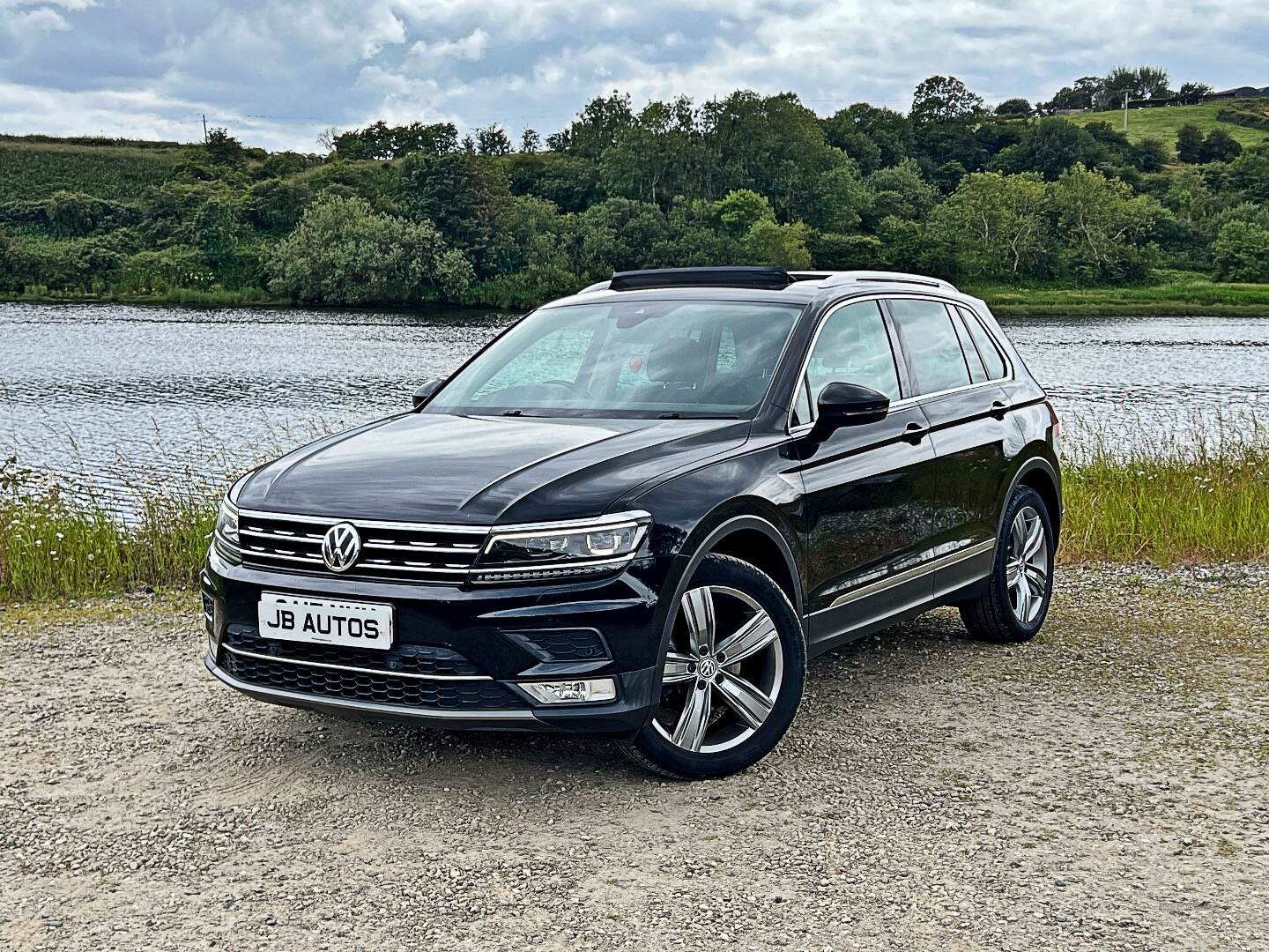 Volkswagen Tiguan DIESEL ESTATE in Derry / Londonderry