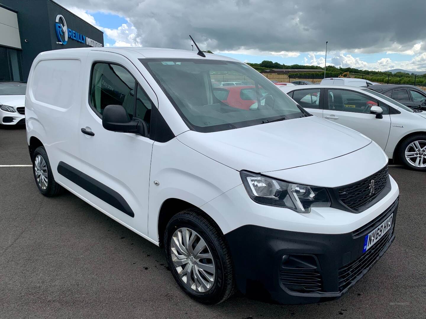 Peugeot Partner STANDARD DIESEL in Derry / Londonderry