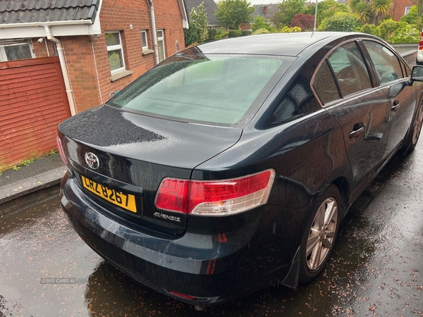 Toyota Avensis 1.8 V-matic T4 Nav 4dr in Antrim