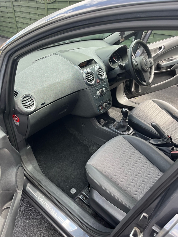 Vauxhall Corsa 1.2i 16V [85] SE 5dr in Antrim
