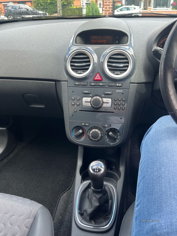 Vauxhall Corsa 1.2i 16V [85] SE 5dr in Antrim