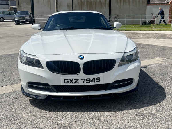 BMW Z4 ROADSTER in Down