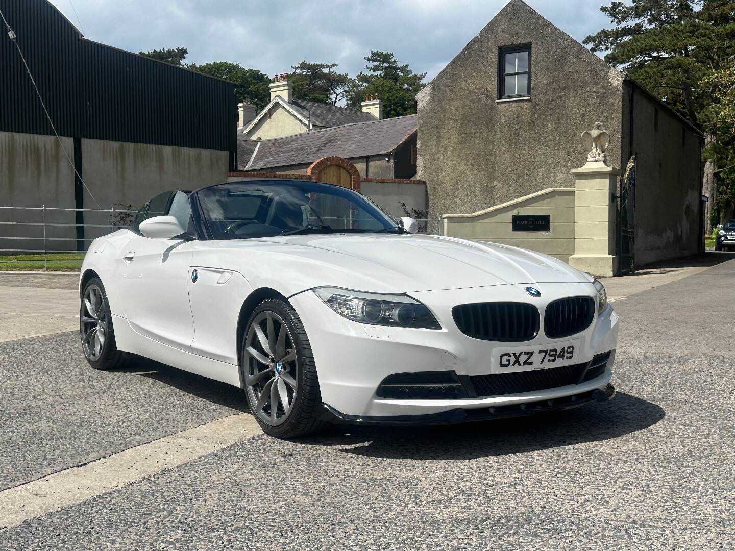 BMW Z4 ROADSTER in Down