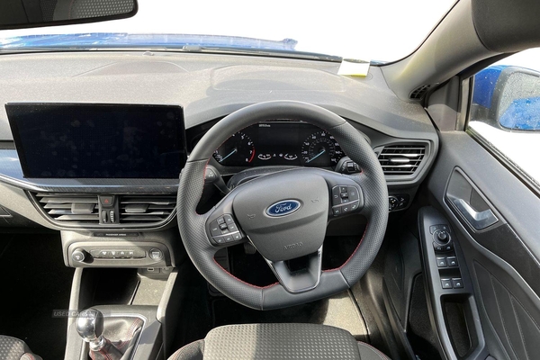 Ford Focus 1.0 EcoBoost ST-Line 5dr- Reversing Sensors, Cruise Control, Speed Limiter, Lane Assist, Apple Car Play, Ford Assistance, Driver Assistance in Antrim