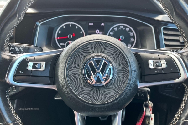 Volkswagen Polo R-LINE TSI 5dr **Full Service History** FRONT & REAR SENSORS, CRUISE CONTROL, HILL HOLD, APPLE CARPLAY, TOUCHDCREEN DISPLAY, BLUETOOTH and more in Antrim