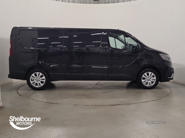 Renault Trafic LL30 Blue dCi 150 Extra Van in Down