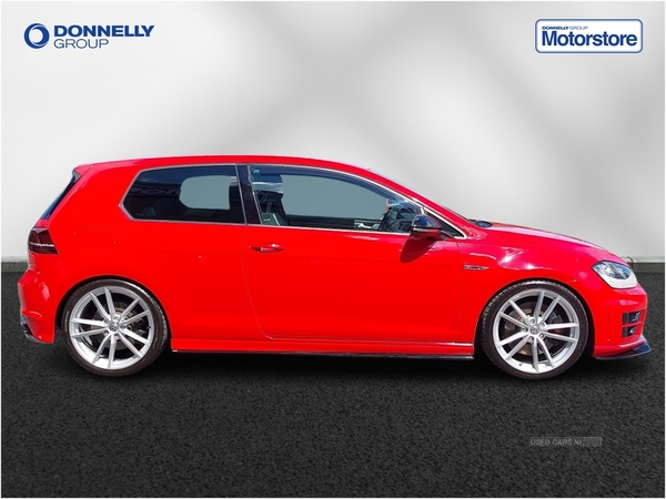 Volkswagen Golf 2.0 TSI R 3dr in Down