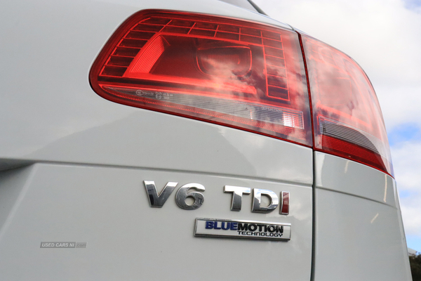 Volkswagen Touareg V6 R-LINE TDI BLUEMOTION TECHNOLOGY in Antrim