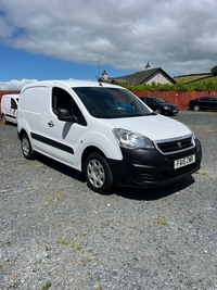 Peugeot Partner L1 DIESEL in Down