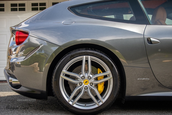 Ferrari FF COUPE in Down