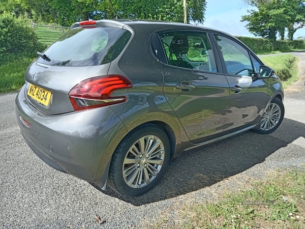 Peugeot 208 HATCHBACK in Tyrone