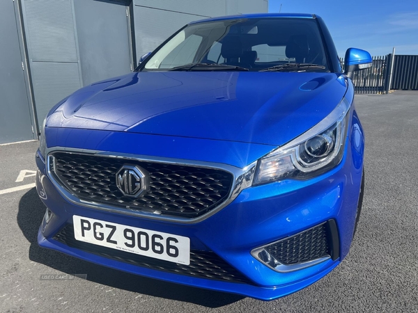 MG MG3 EXCLUSIVE 1.5 VTI-TECH 106PS 5-SPD 5DR in Armagh