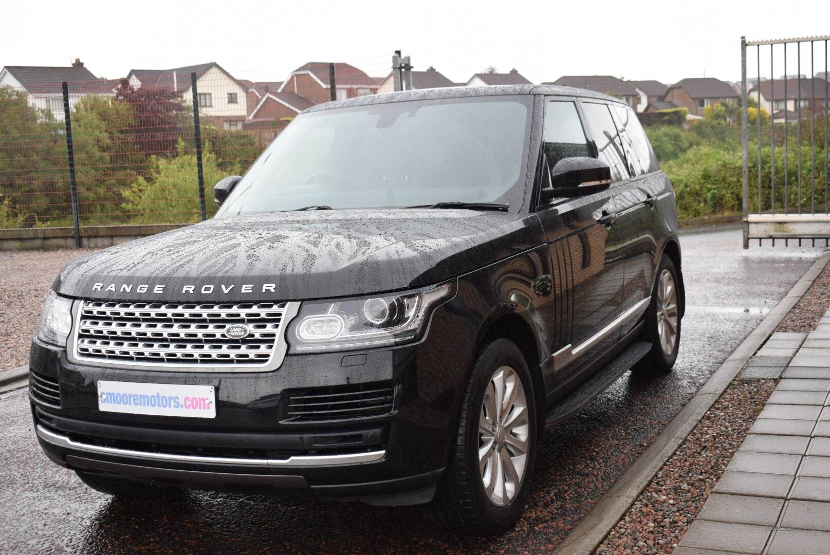 Land Rover Range Rover DIESEL ESTATE in Antrim