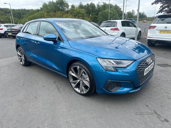 Audi A3 DIESEL SPORTBACK in Down