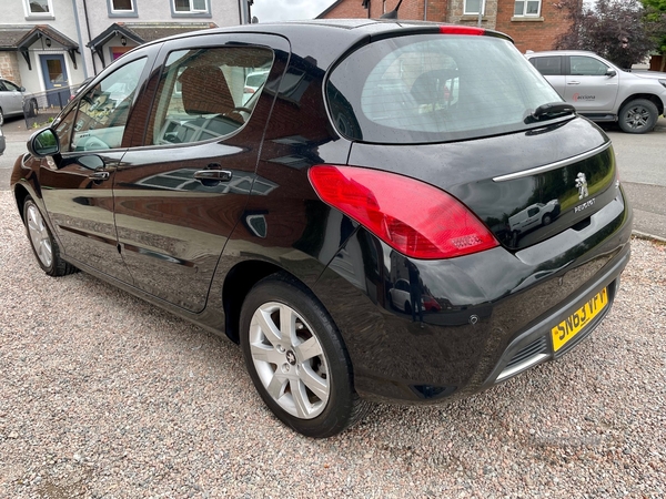 Peugeot 308 1.6 HDi 92 Active 5dr [Sat Nav] in Tyrone