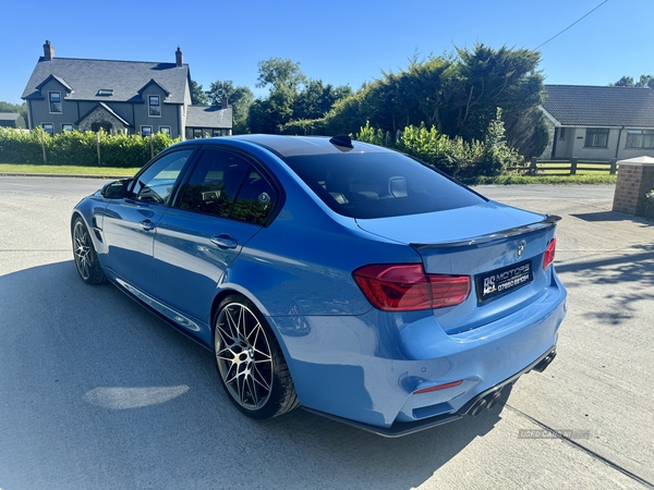 BMW M3 SALOON in Down