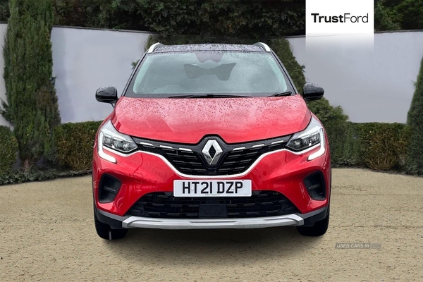 Renault Captur 1.3 TCE 130 Iconic 5dr **Full Service History** REAR PARKING SENSORS, KEYLESS ENTRY/START, SAT NAV, CRUISE CONTROL, LANE KEEPING AID, BLUETOOTH in Antrim
