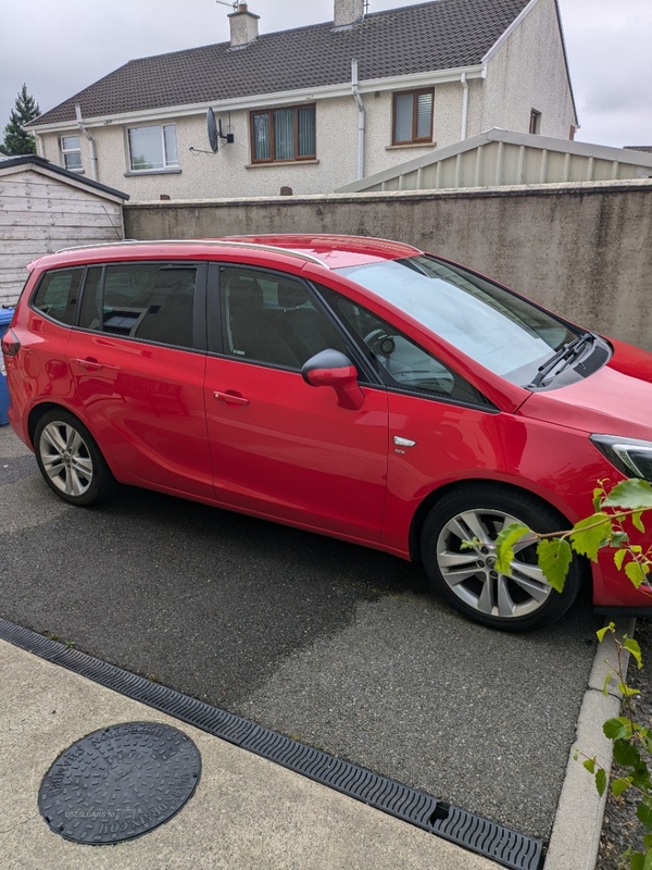 Vauxhall Zafira 2.0 CDTi SRi 5dr in Tyrone