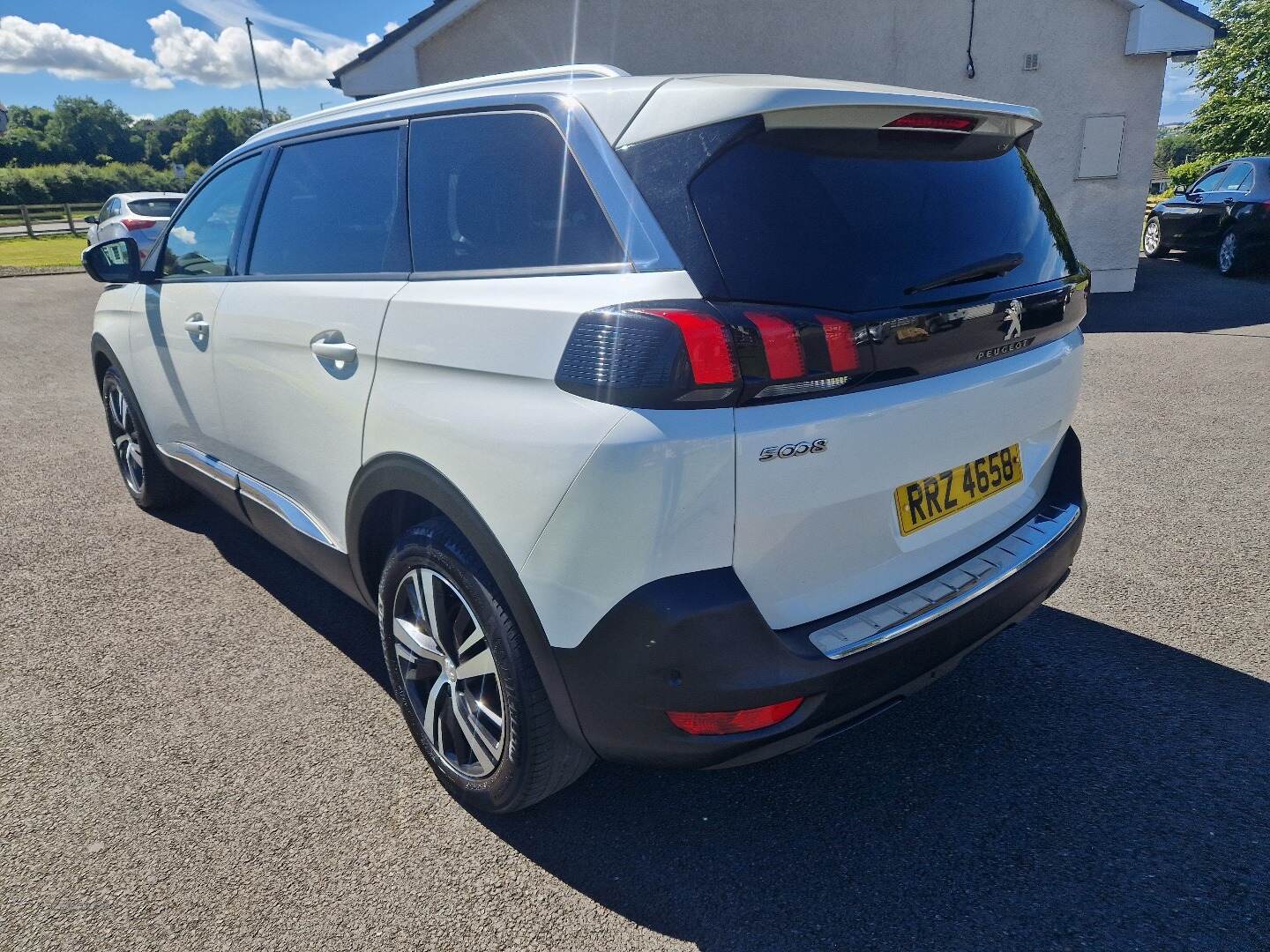 Peugeot 5008 DIESEL ESTATE in Down