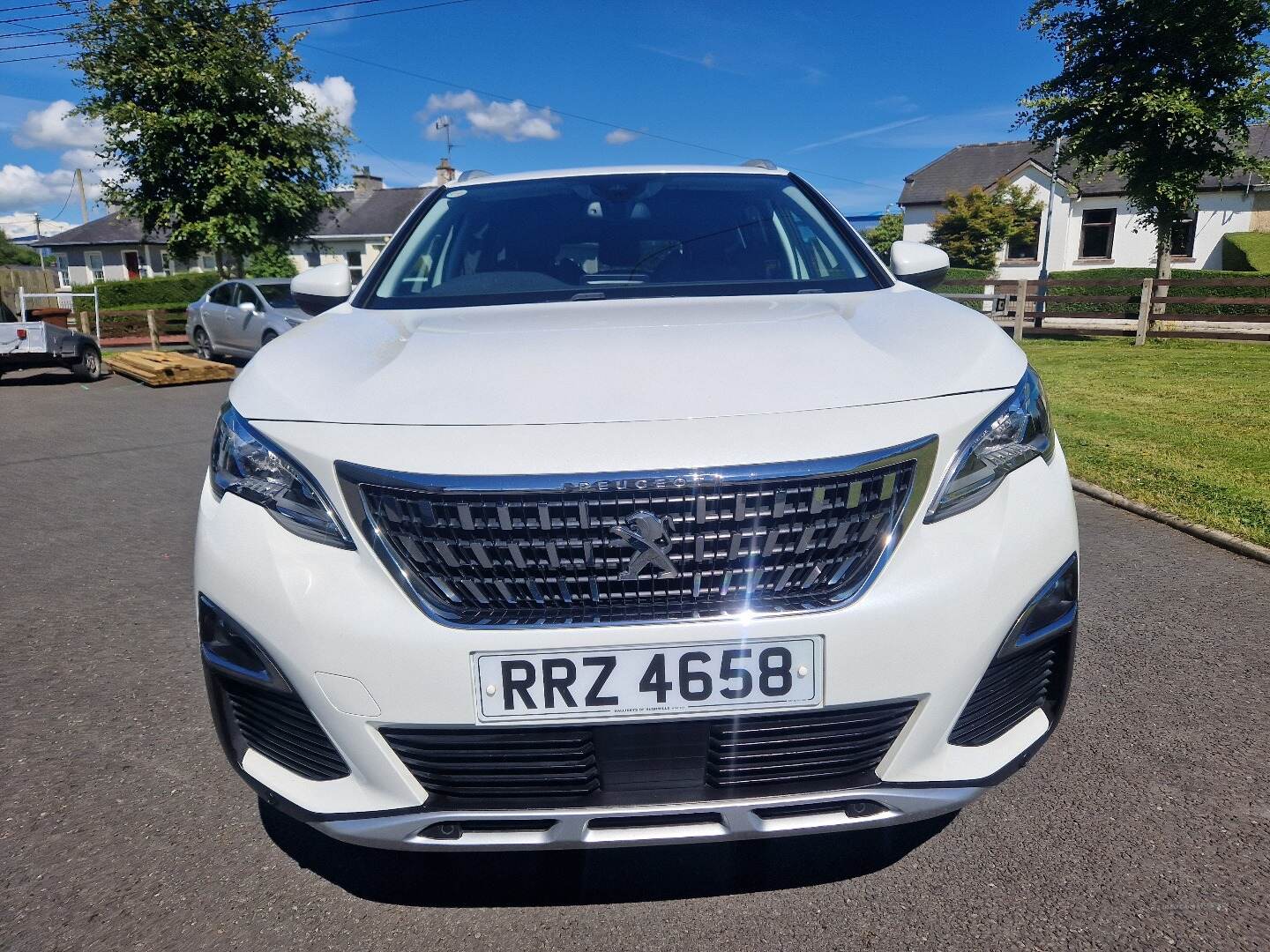 Peugeot 5008 DIESEL ESTATE in Down