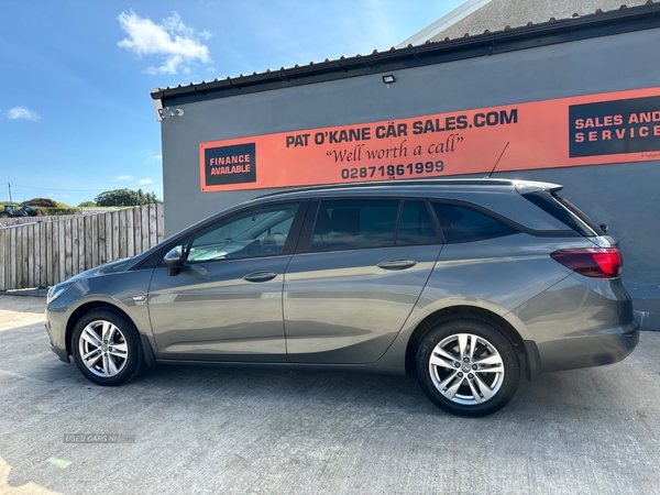 Vauxhall Astra ESTATE TOURER in Derry / Londonderry