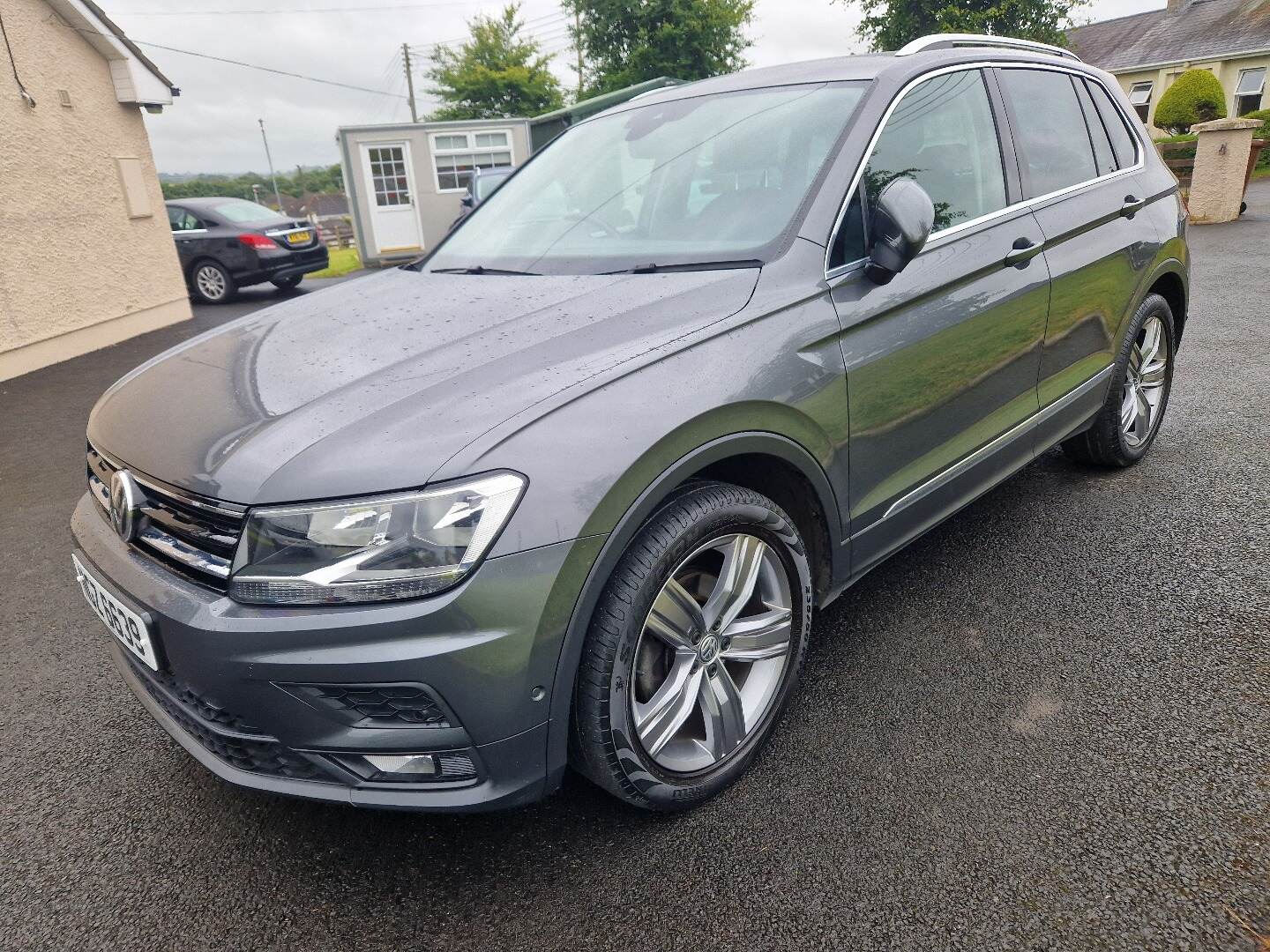 Volkswagen Tiguan DIESEL ESTATE in Down