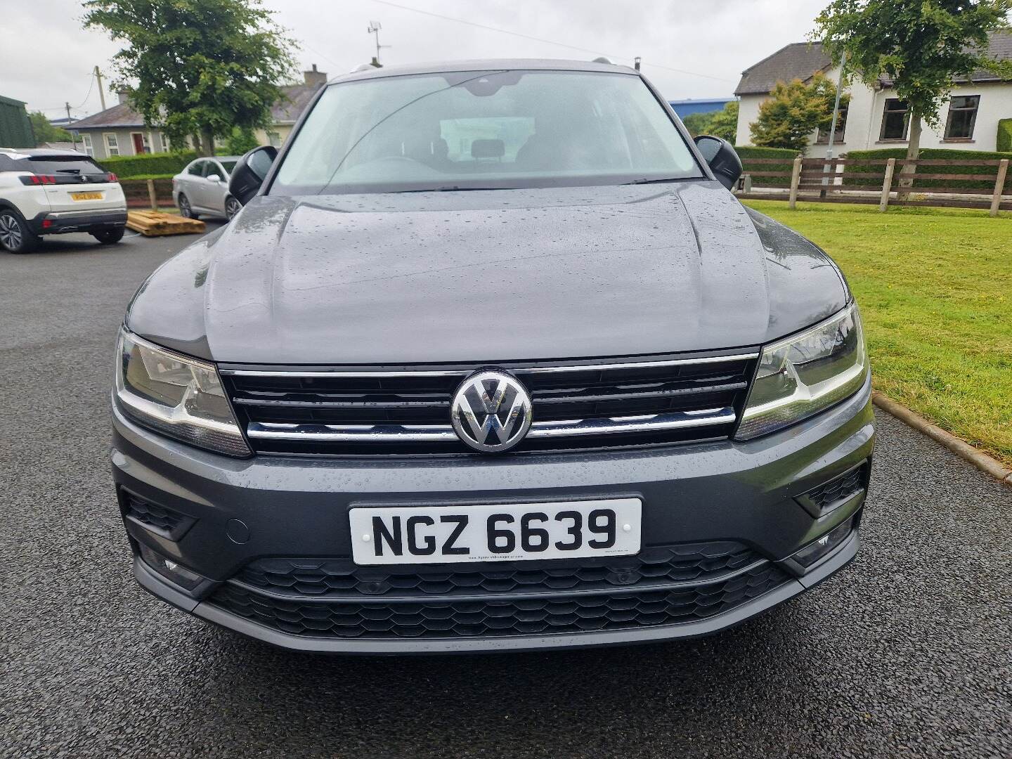 Volkswagen Tiguan DIESEL ESTATE in Down