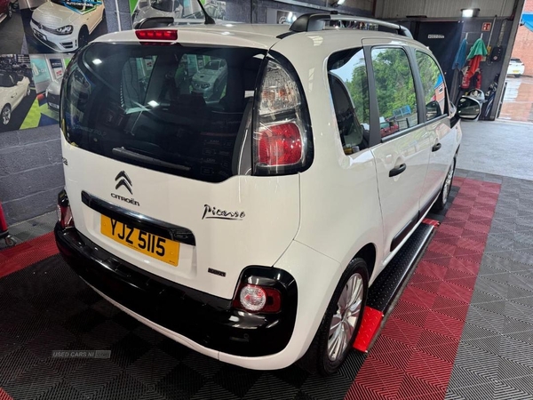 Citroen C3 Picasso ESTATE in Down