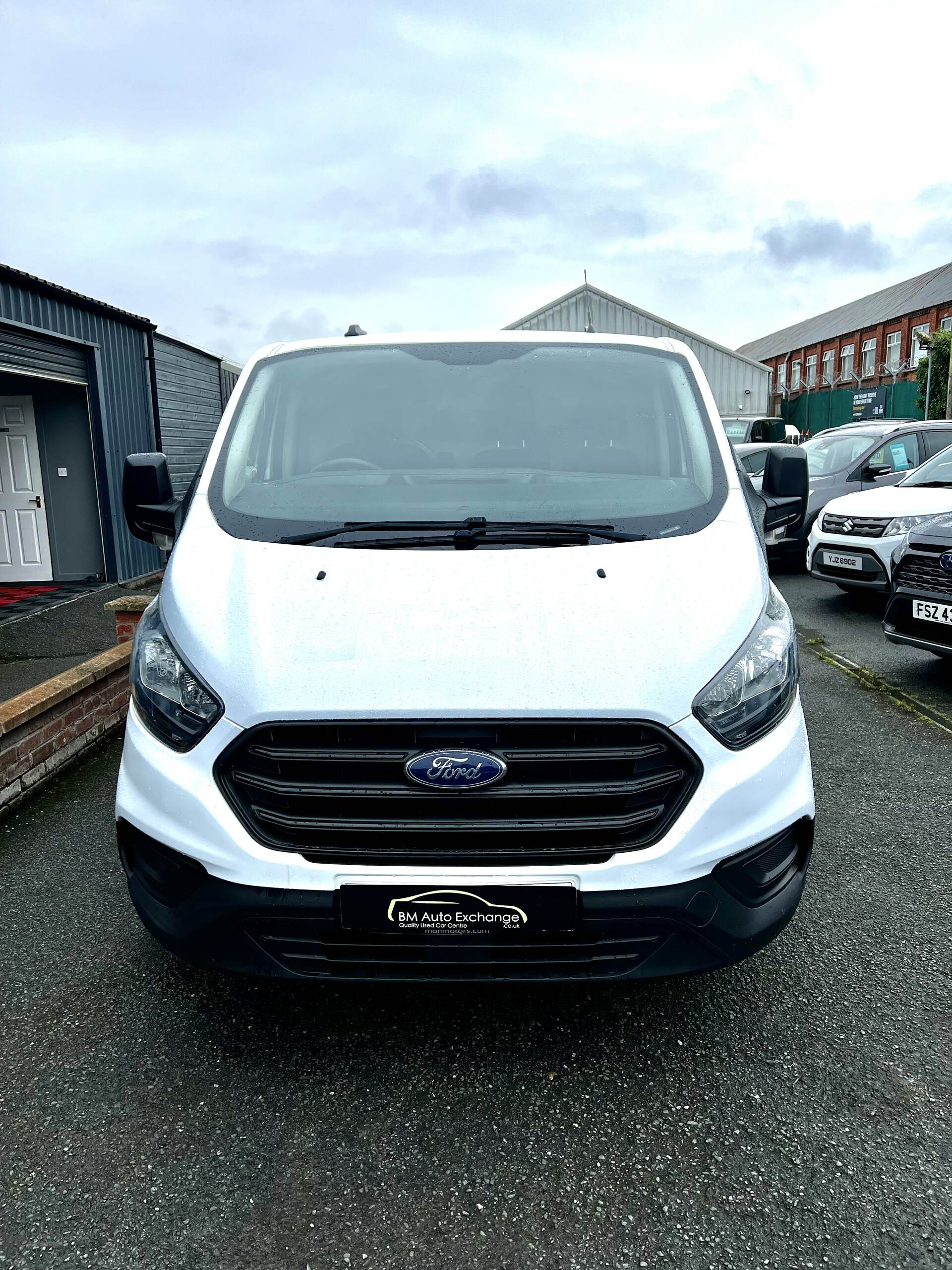 Ford Transit Custom Low Roof Leader 2.0 Ecoblue 130ps in Down